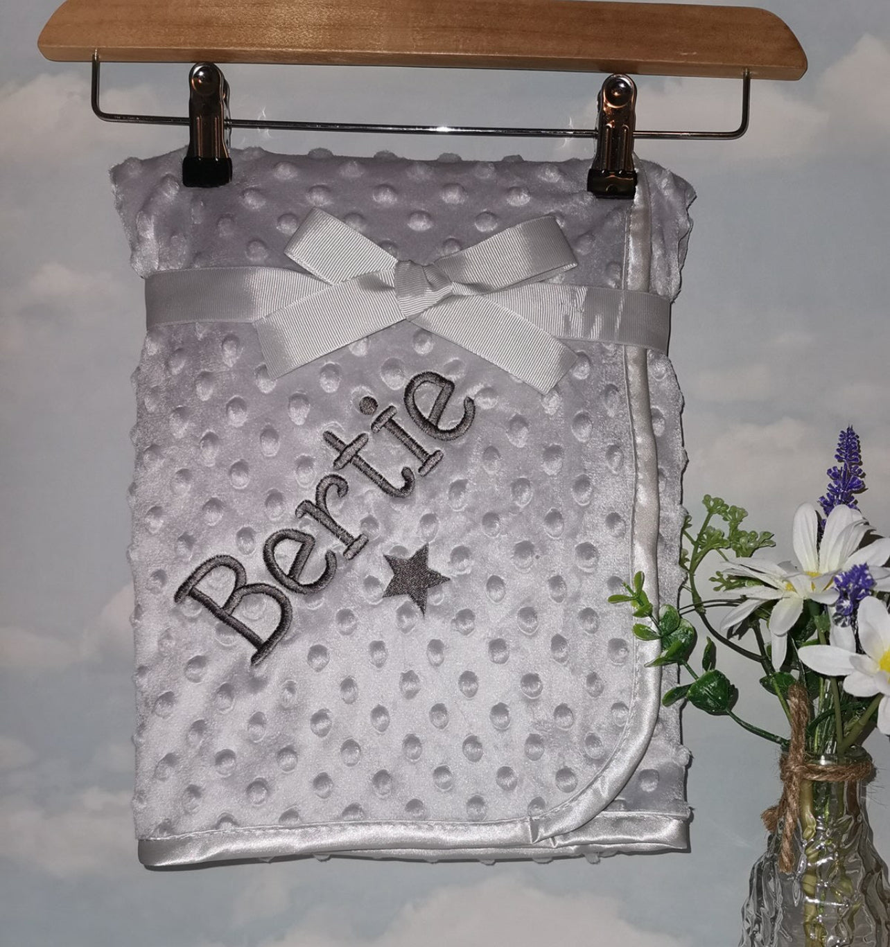 Special offer - Personalised Bobble blanket & FREE MATCHING TAGGIE