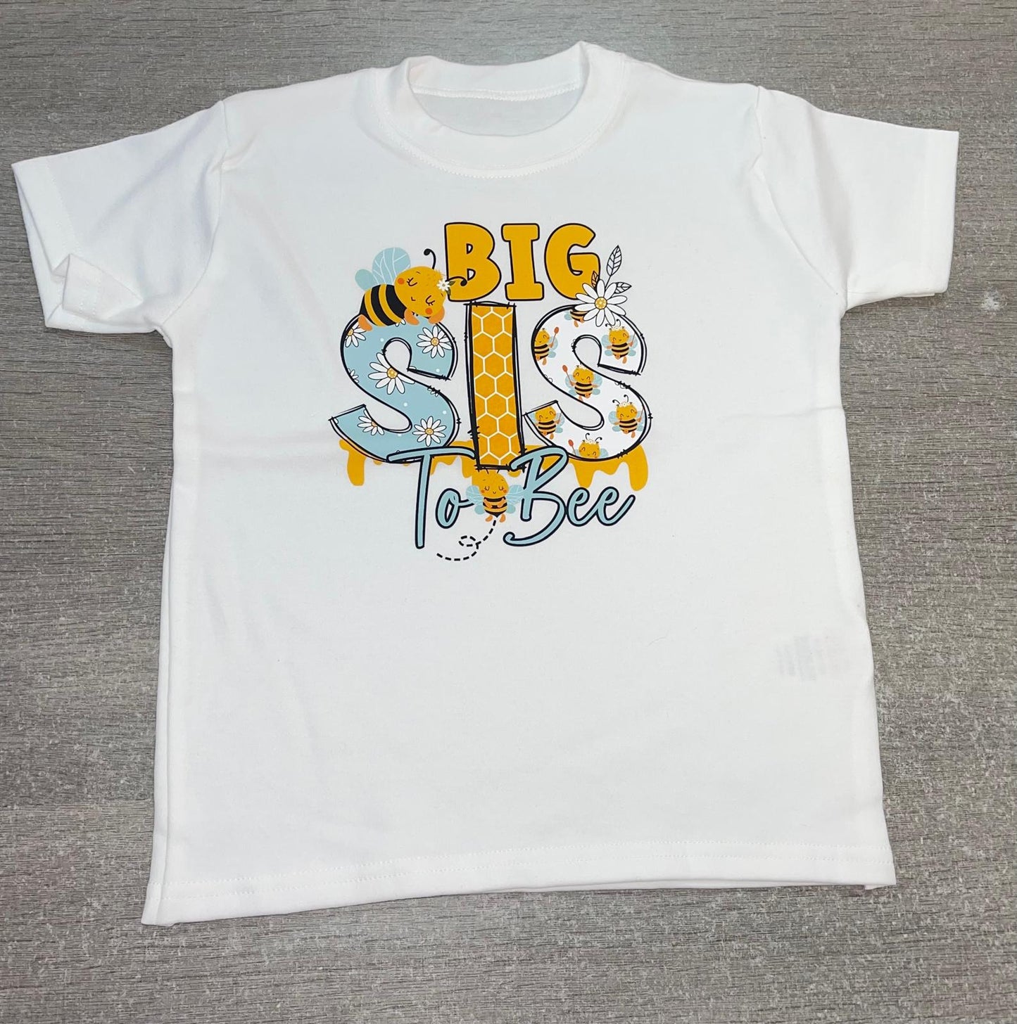 Personalised Big Sis to Bee T-shirt