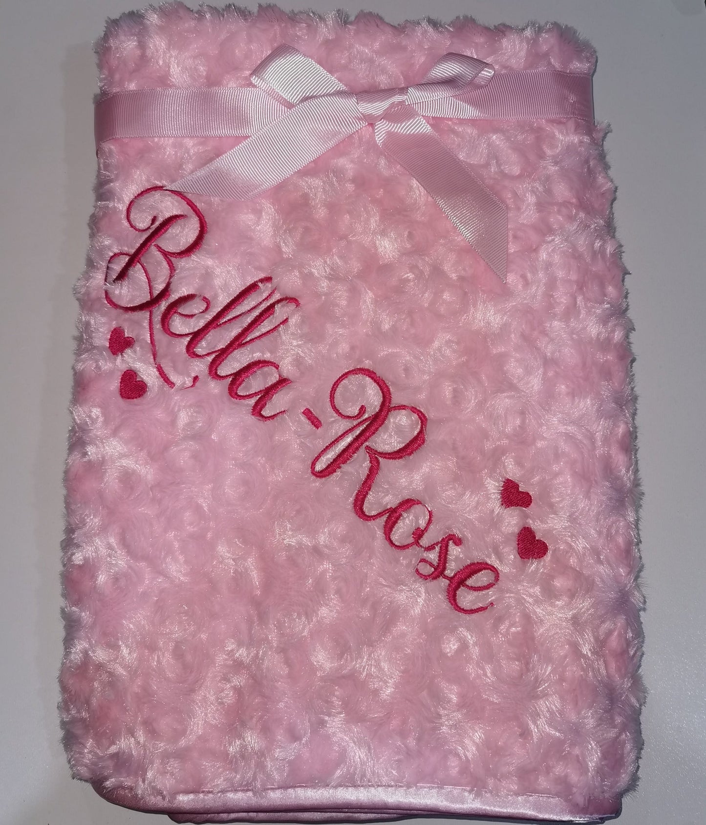 Personalised pink rose fur blanket