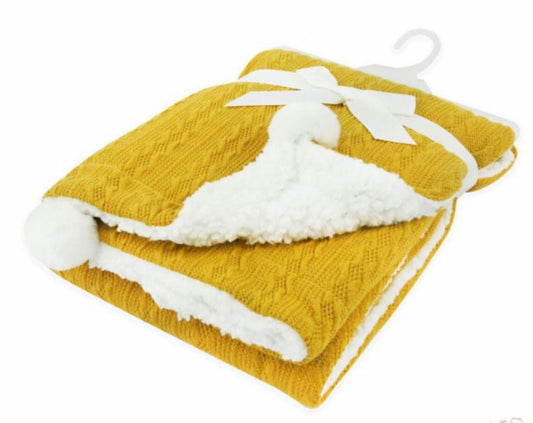Cable knit sherpa Pom Pom blanket - Mustard
