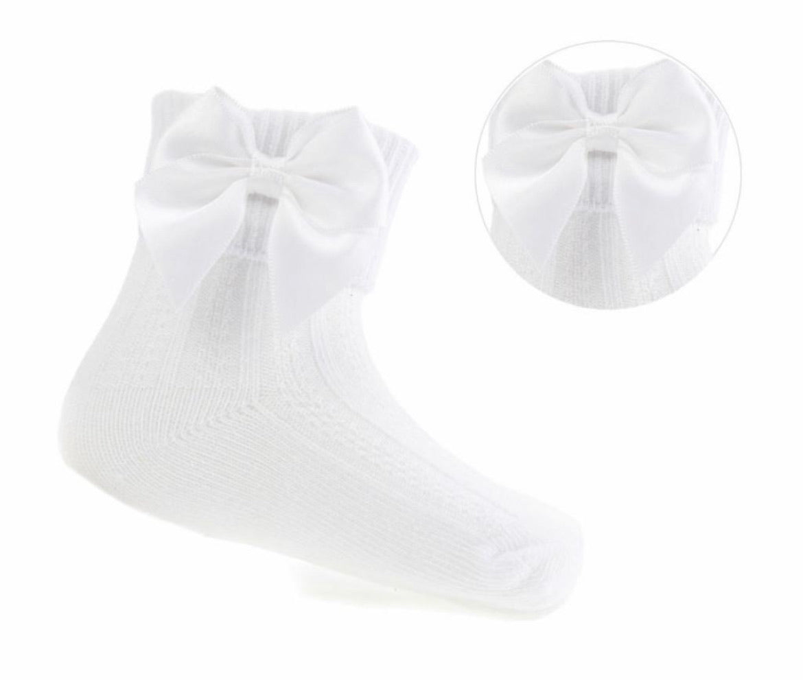 White ankle bow socks